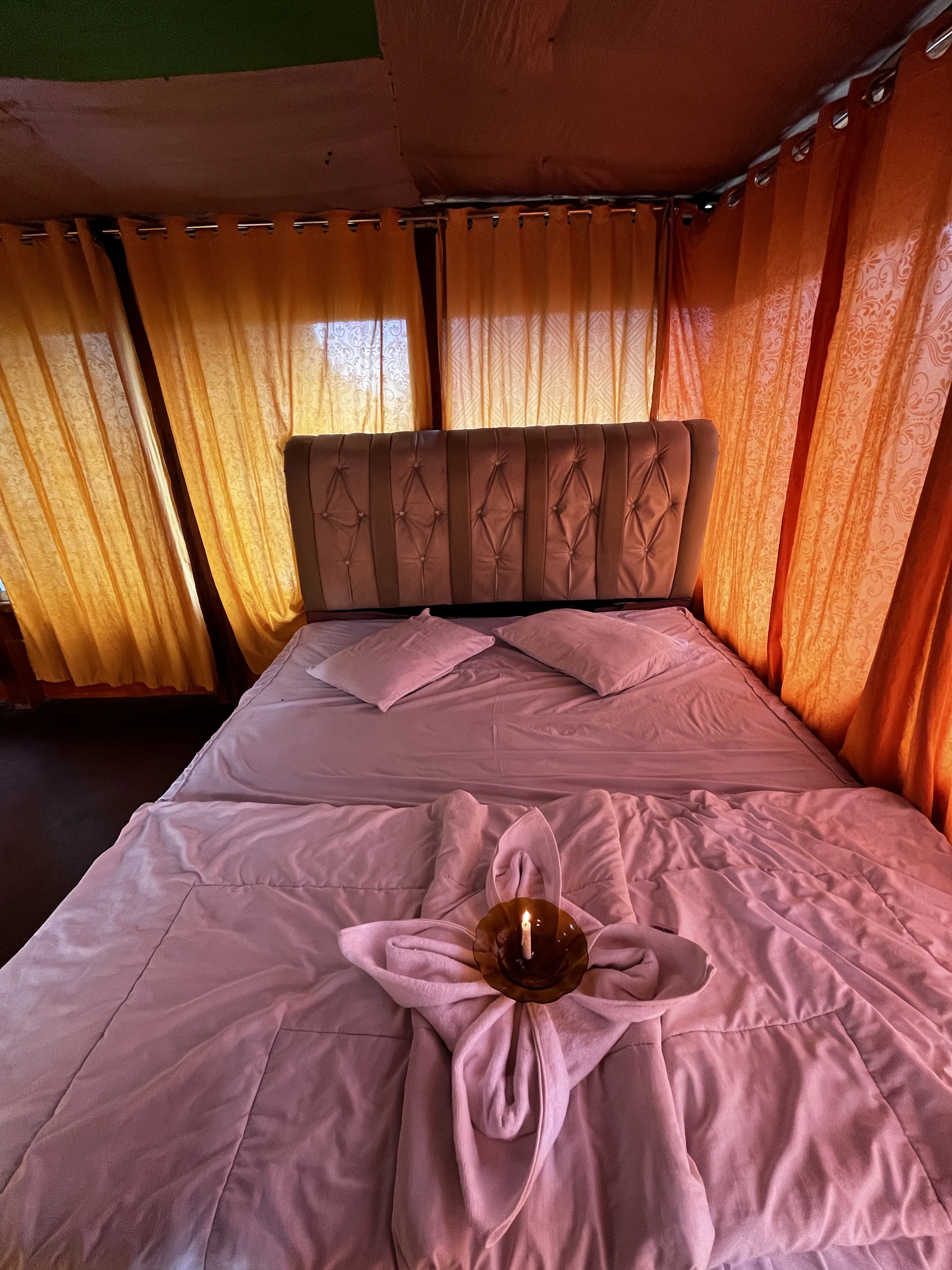 Economy Room